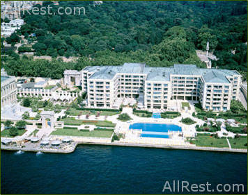 Ciragan Palace Hotel 